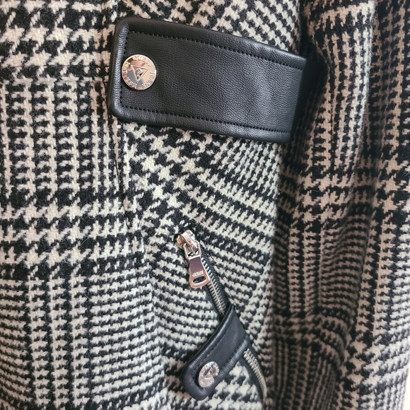 Guess houndstooth wool blend peacoat with pleather accents - Picture 9 of 14